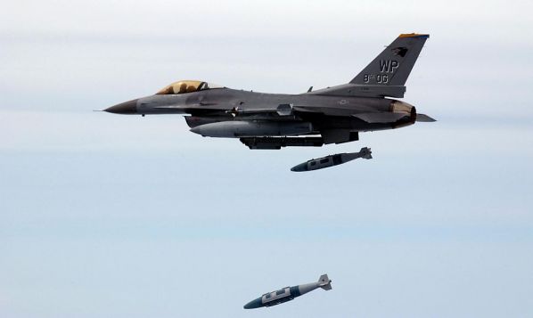 GBU-31 F16 drop.jpg
